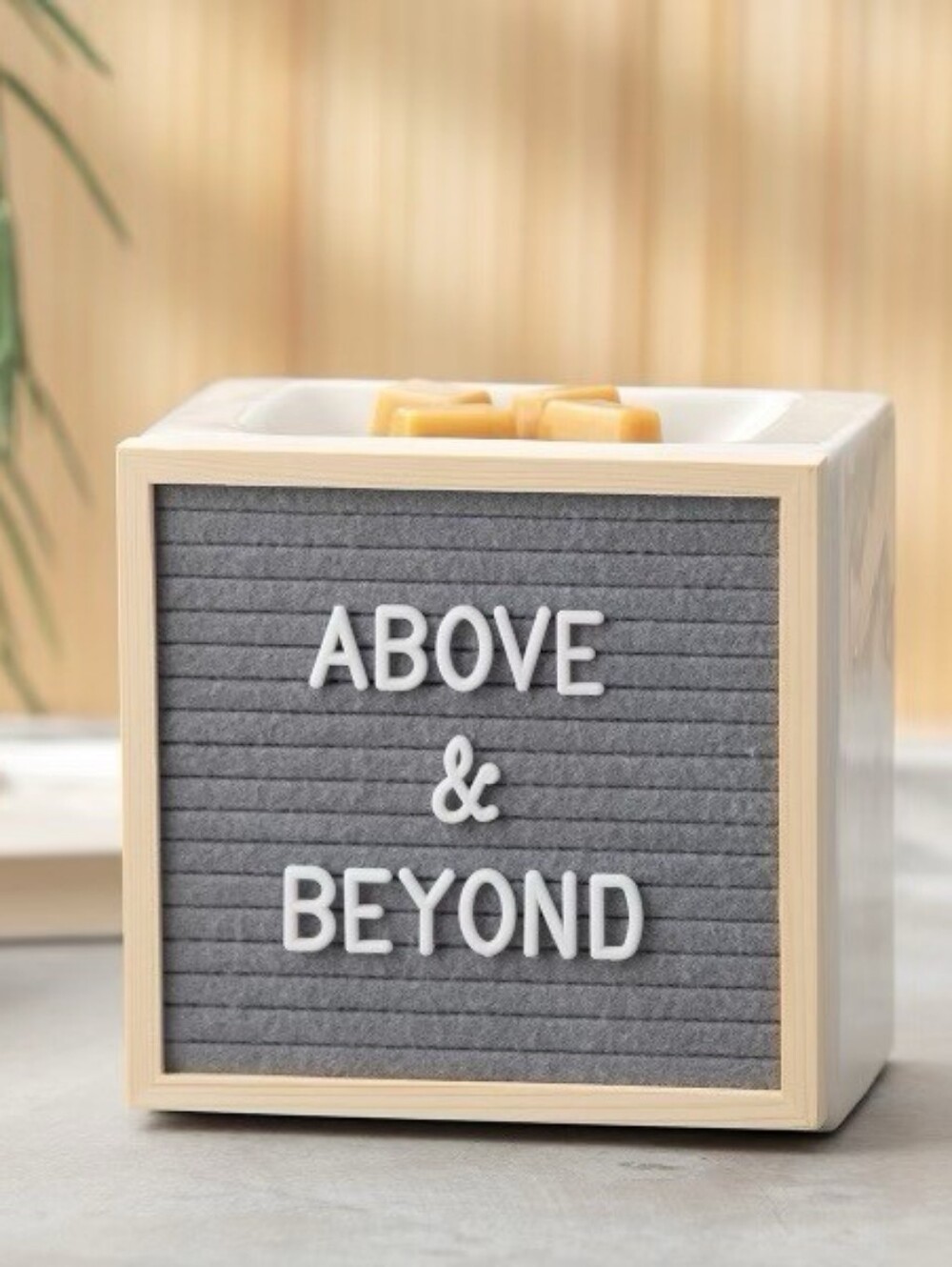 Scentsy Letter Board Warmer *NEW*
